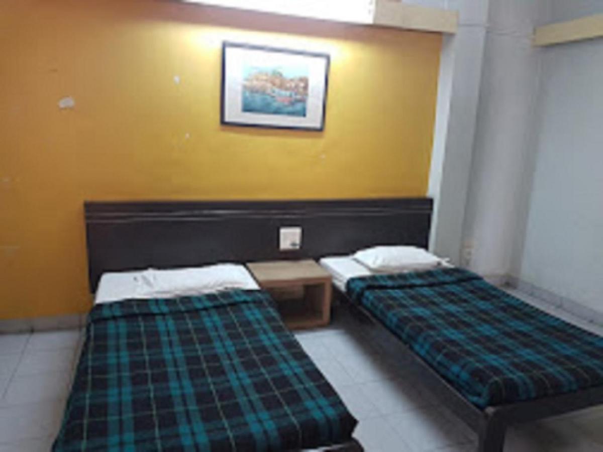 Hotel Abhishek ,נאסיק מראה חיצוני תמונה