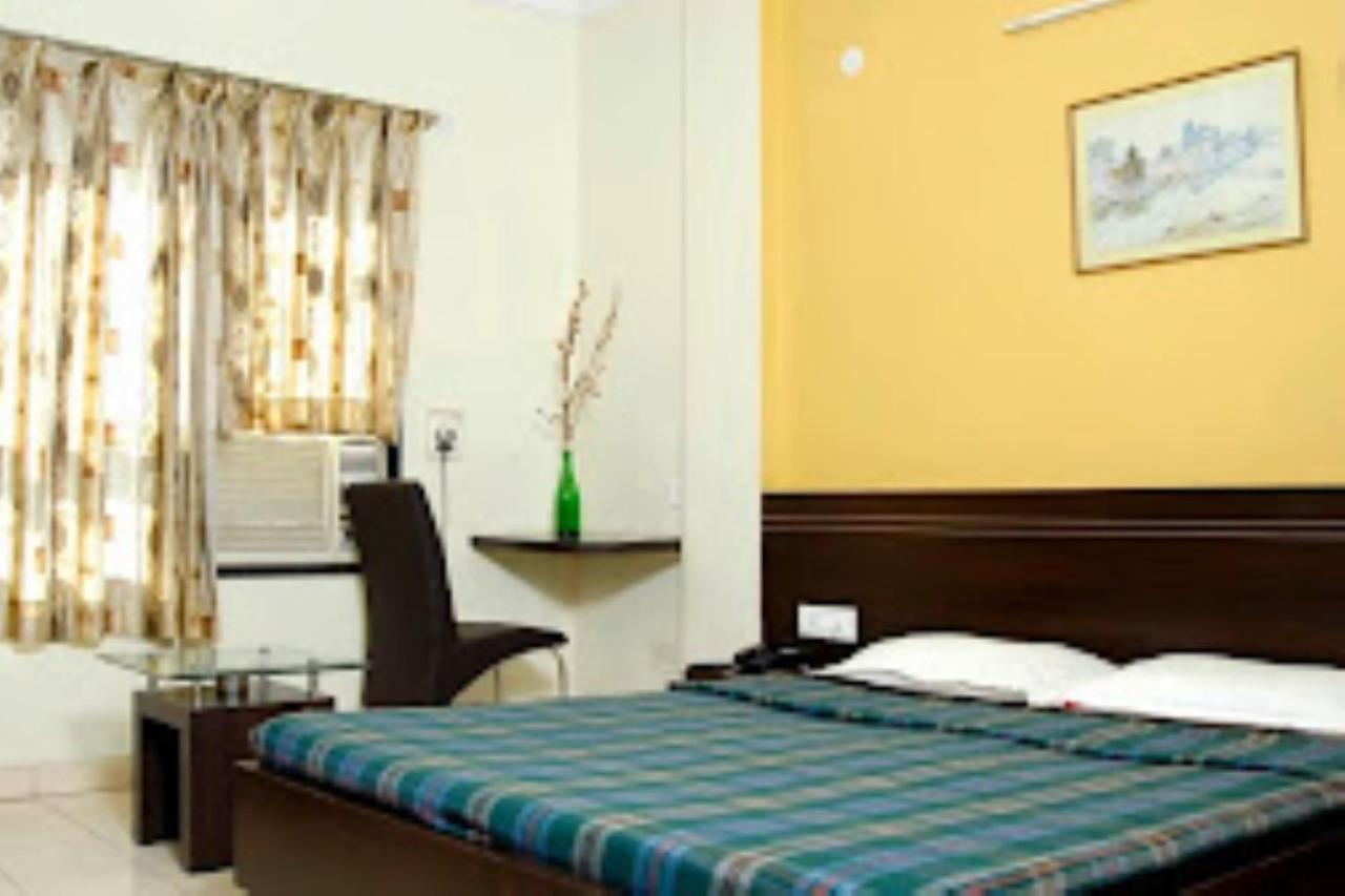 Hotel Abhishek ,נאסיק מראה חיצוני תמונה